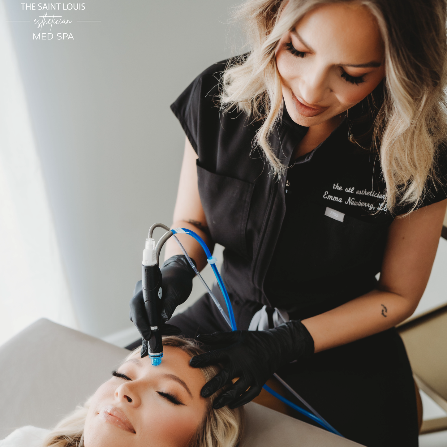 Open House Special - Diamond Glow Dermaplane Facial x 12 Sessions