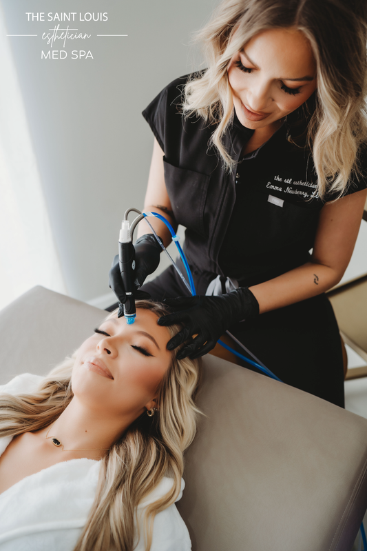 HydraFacial Deluxe with Dermaplane
